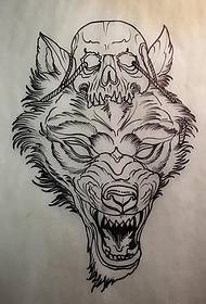 Manoscritto tatuaggio tatuaggio testa di lupo europeo e americano