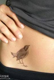 Ventre un patró de tatuatge d'aus