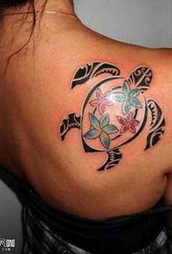 I-Turtle Totem yeTatto yeTabern