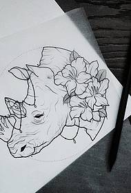 Manoscritto tatuaggio fiore di rinoceronte scuola europea e americana