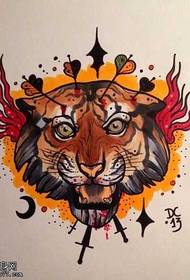 Rukopis uzorak tigra glave tetovaža