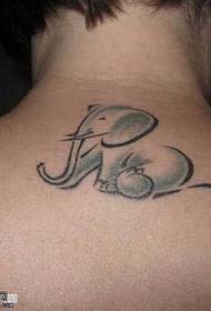 Retounen modèl tatoo elefan