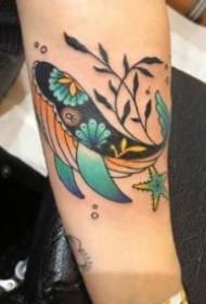 Tatuaggi di balene: 9 piccoli disegni di tatuaggi di balene fresche