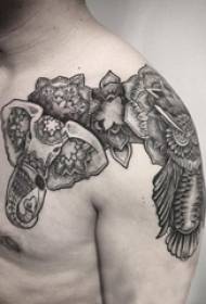 Meninos ombros preto cinza desenho ponto espinho truque padrão criativo elefante tatuagem imagens