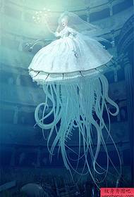 Tato jellyfish sing kreatif