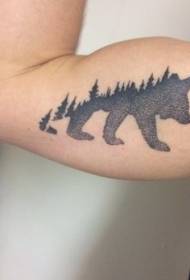 곰 문신 패턴으로 큰 팔 쏘는 스타일 검은 숲