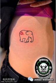 Model de tatuaj cu elefant în talie