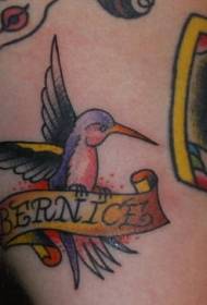 Костурница во боја на нозе со англиска шема за тетоважа