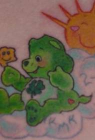 الدب الأخضر مع نمط الوشم الكرتون الشمس على السحابة