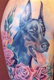 „Doberman Pinscher Rose“ tatuiruotės raštas