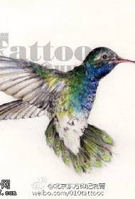 Corak tatu hummingbird cantik dan cantik
