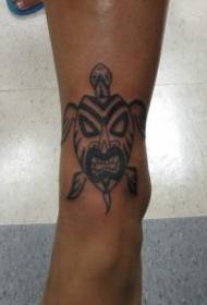 Noga crna plemenska kornjača totem tetovaža uzorak