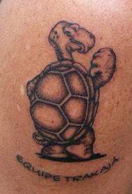 Modello di tatuaggio tartaruga del fumetto nero spalla