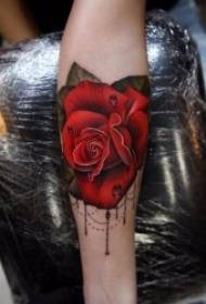 Rožių tatuiruotės iliustracija Puikus ir spalvingas rožių tatuiruotės modelis