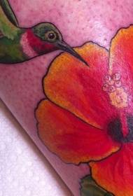 रंग हमिंगबर्ड र हिबिस्कस फूल टैटू बान्की