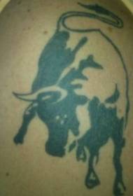 Patrón de tatuaje de silueta de toro taurino