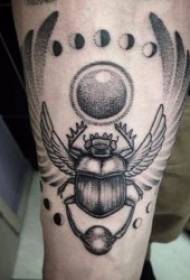 Neri di tatuaggi, picculu neru tonificatu, picculu mudellu di tatuaggi di insetti