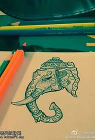 Pictiúr lámhscríbhinne tattoo linbh eilifint