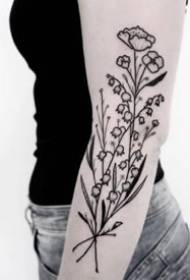 Tatouages Rameau: 9 morceaux de fleurs et de plantes noires et grises