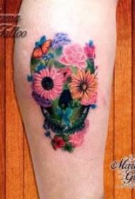 Uzorci biljnih tetovaža Sadite tetovaže u raznim stilovima ili u crnoj ili sivoj boji