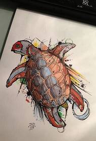 un'immagine del modello del manoscritto del tatuaggio della tartaruga