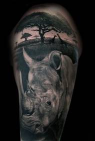 Animalia basati eder eta ikusgarriak sorbaldetan rinoceroso tatuajeak dituztenak