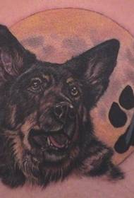 Ritratto di testa di cane e modello di tatuaggio di luna piena