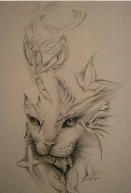 Стилна и красива картина на ръкопис на татуировка на черно сива котка