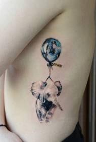 Side rib star ball med søt baby elefant tatoveringsmønster