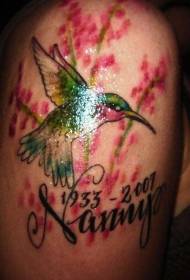 Imibala ye-hummingbird yangaphambili kunye nomfanekiso we tattoo yeminyaka
