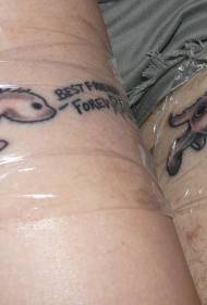Dinosauro carino e modello di tatuaggio alfabeto inglese