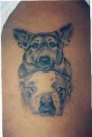 Padrão de tatuagem de cabeça de cachorro e bulldog