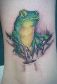 Modello di tatuaggio di rana verde super realistico delle gambe