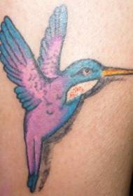 Krásný fialový kolibřík tetování vzor