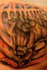 Ipateni ye-Bull tattoo kwibala elibuyela emva