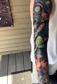 braço colorido sistema solar planeta astronauta tatuagem padrão