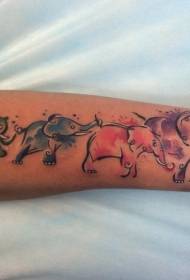 brazo patrón de tatuaxe da familia de elefante en cor viva