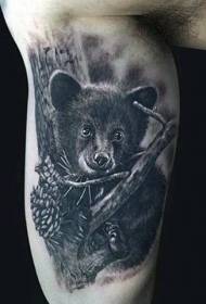 Motif de tatouage mignon petit bébé ours et pomme de pin