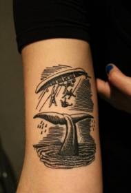 Brazo simple línea negra barco y patrón de tatuaje de cola de pez
