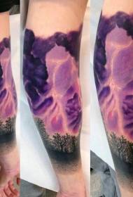 惊人的紫色闪电云朵与黑暗森林纹身图案