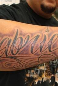 herrarm underbara engelska alfabetet tatuering mönster