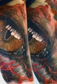 Motif de tatouage mystérieux de dragon eye de couleur précise de bras