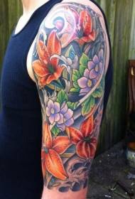 ذراع زاهية اللون نمط زهرة الوشم اليابانية