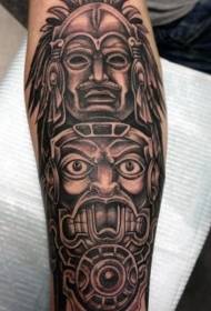 神秘的な黒の部族像腕タトゥーパターン