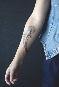 roztomilý ručně malované černé delfíny paže tetování vzor