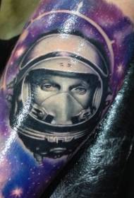 braccio fantasia astronauta avatar tatuaggio modello