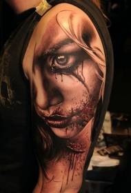 horror stijl arm bloedige vrouw portret tattoo patroon