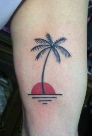 pequena palmeira sinxela con tatuaxe de brazo de sol)
