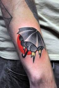 modello di tatuaggio braccio rosso sole e ombrello fulmine