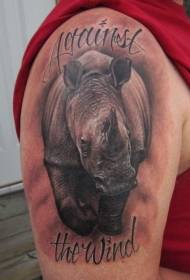 arm realistesche Rhino Portrait a Bréif Tattoo Muster